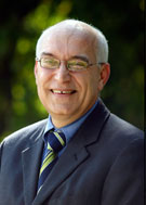 Dr. Elmano Costa